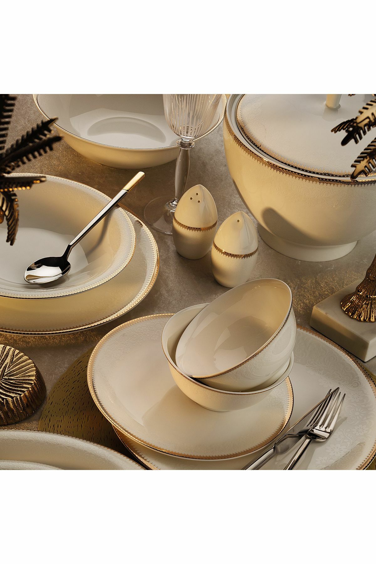 Aryıldız 60 Parça Bone Vienna Yemek Takımı Gold