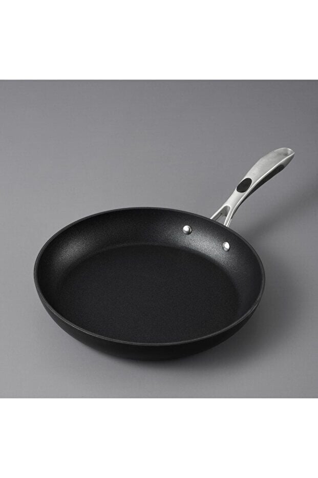 Jumbo 28 Cm New Moment Diamond Tava Siyah İndüksiyon