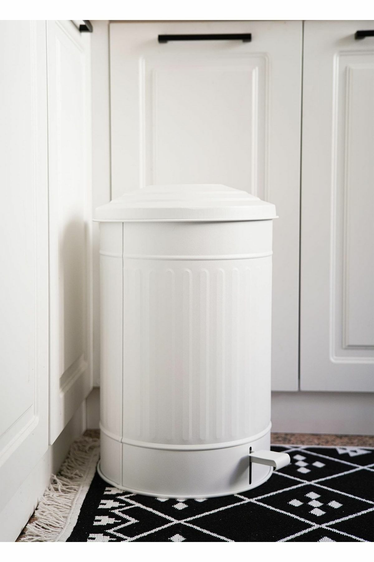 The Mia Çöp Kovası 37 Lt Mgl0007 Beyaz