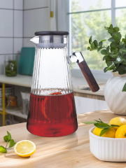 Paçi Cam Sürahi Stripe Akasya Kapaklı 1700 ml CAM-401366