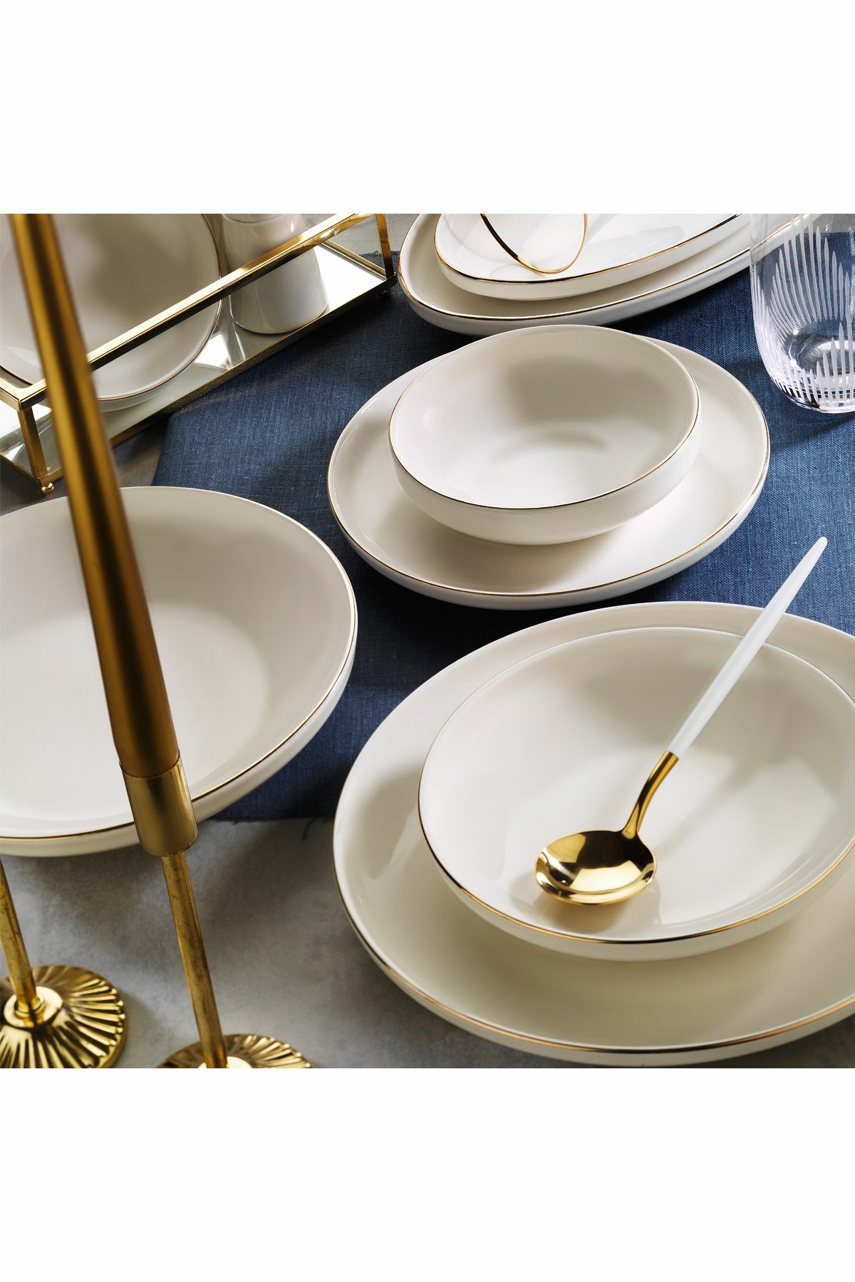 Aryıldız 30 Parça Acoustıc Gold Yemek Takımı Ar4038147