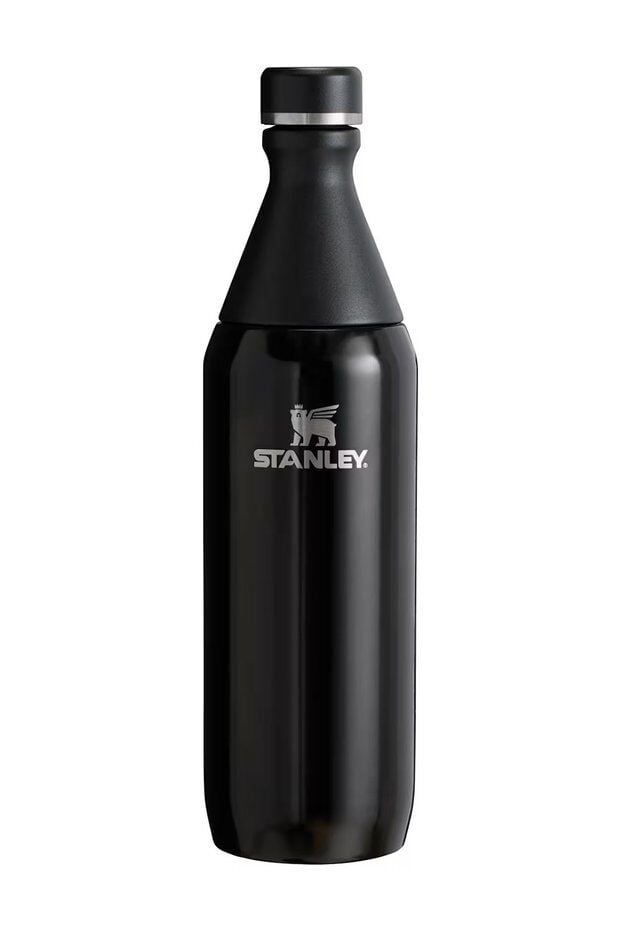 Stanley All Day Slim Su Şişesi 600 ml Siyah