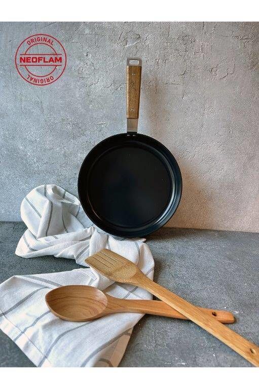 Neoflam Bien 24 Cm Siyah Alüminyum Döküm Tava D-NEOBN124