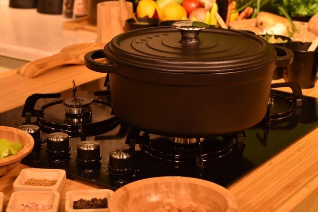 Taşev Caste Mat Siyah 28 Cm Derin Tencere T1812