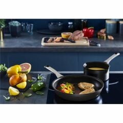 Tefal Titanyum 6X Excellence İndüksiyon Tabanlı Tava 30 cm