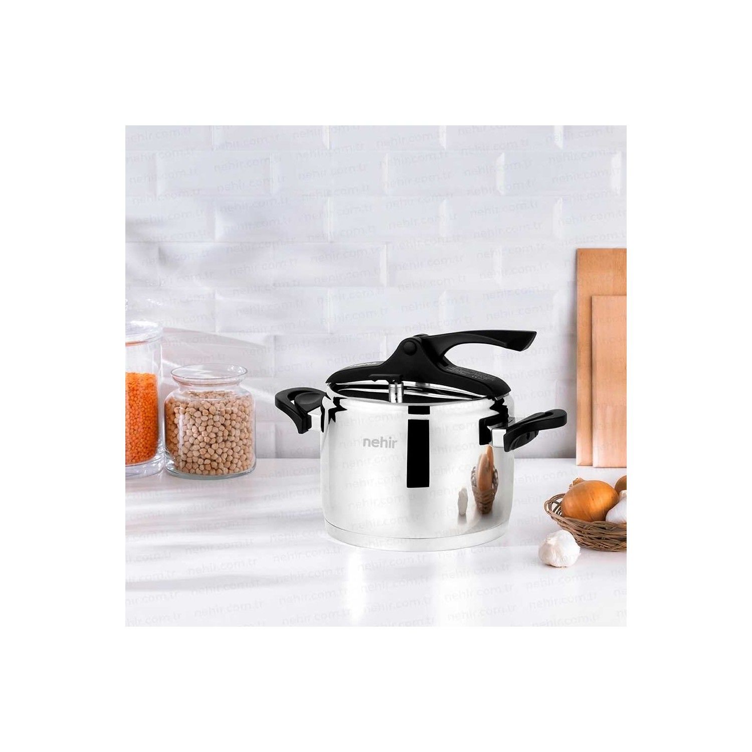 Nehir Silver Trend 6 Litre Klasik Düdüklü Tencere Siyah