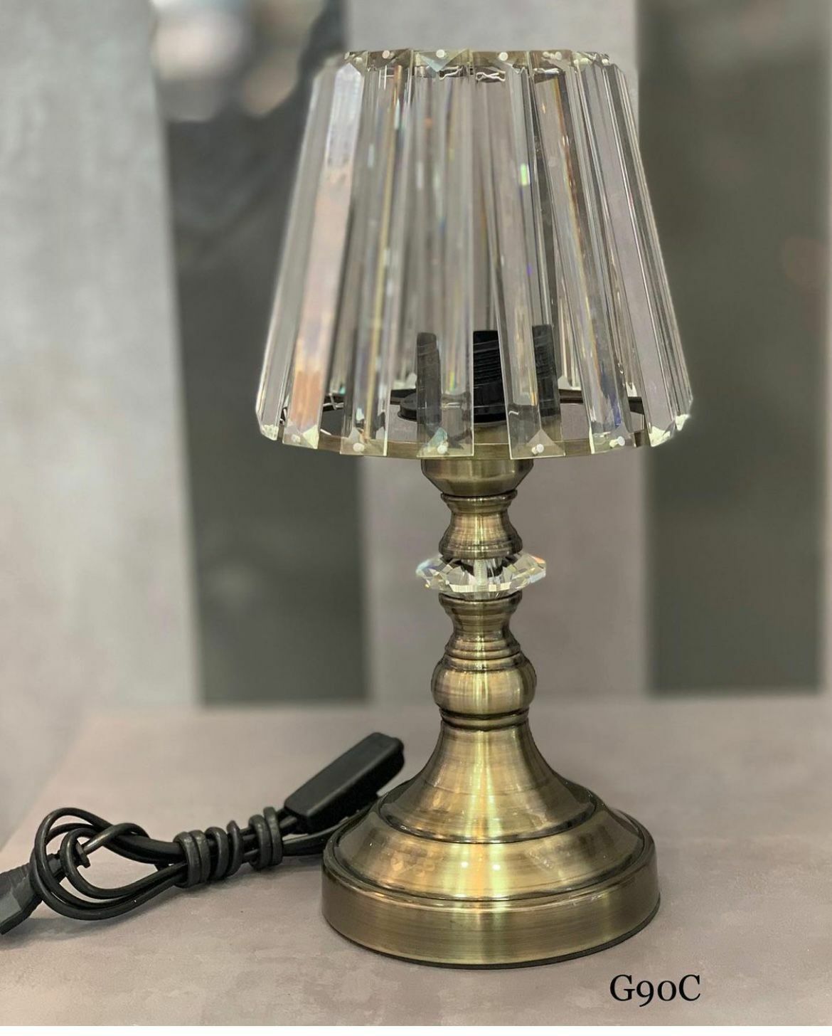 Decovien Abajur Kristal Camlı Eskitme G90C