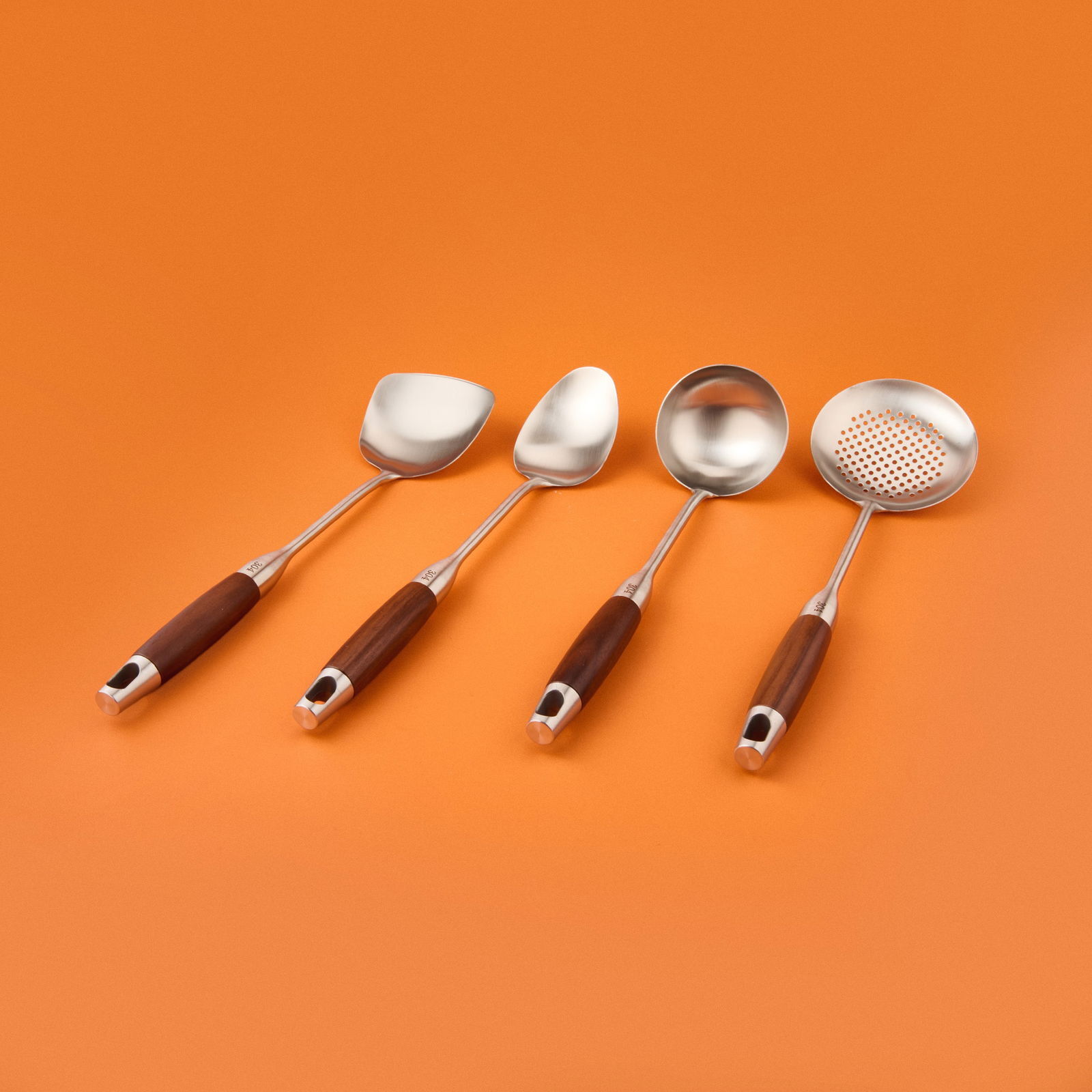 Arow Kepçe Seti Çelik 4 Lü Ahşap Saplı D-828