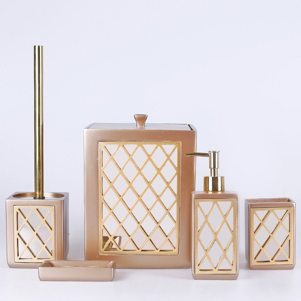 By Selim Felica Vizon-Altın 5 Parça Polyester Banyo Seti