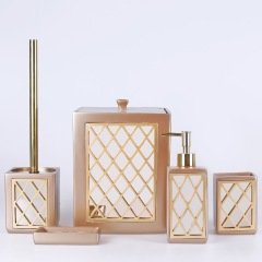 By Selim Felica Vizon-Altın 5 Parça Polyester Banyo Seti